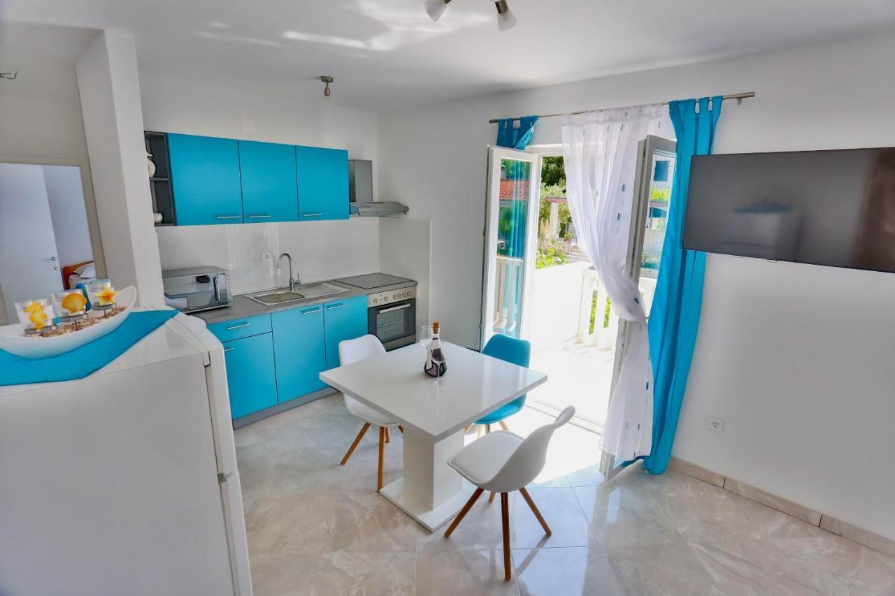 Apartments Lenka Sutivan Extérieur photo
