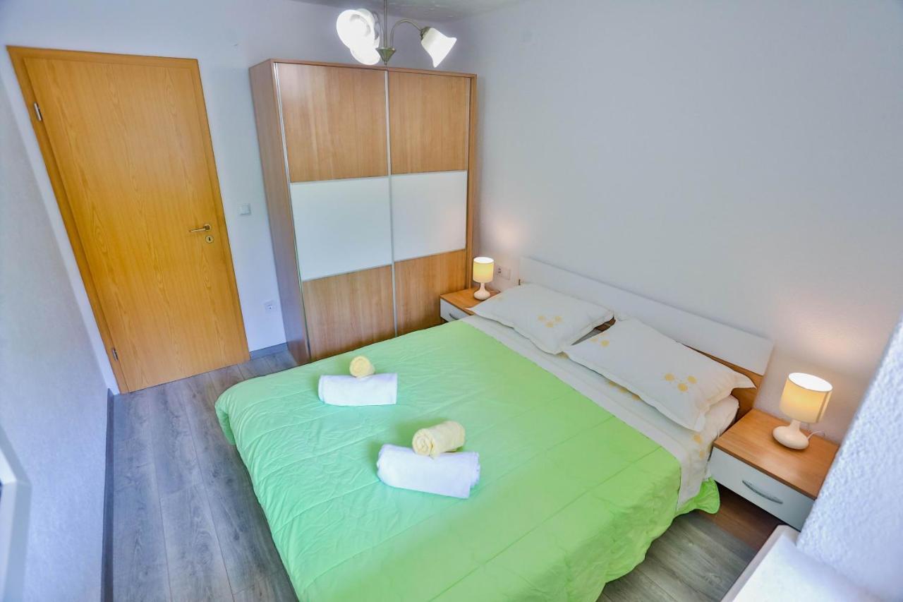 Apartments Lenka Sutivan Extérieur photo