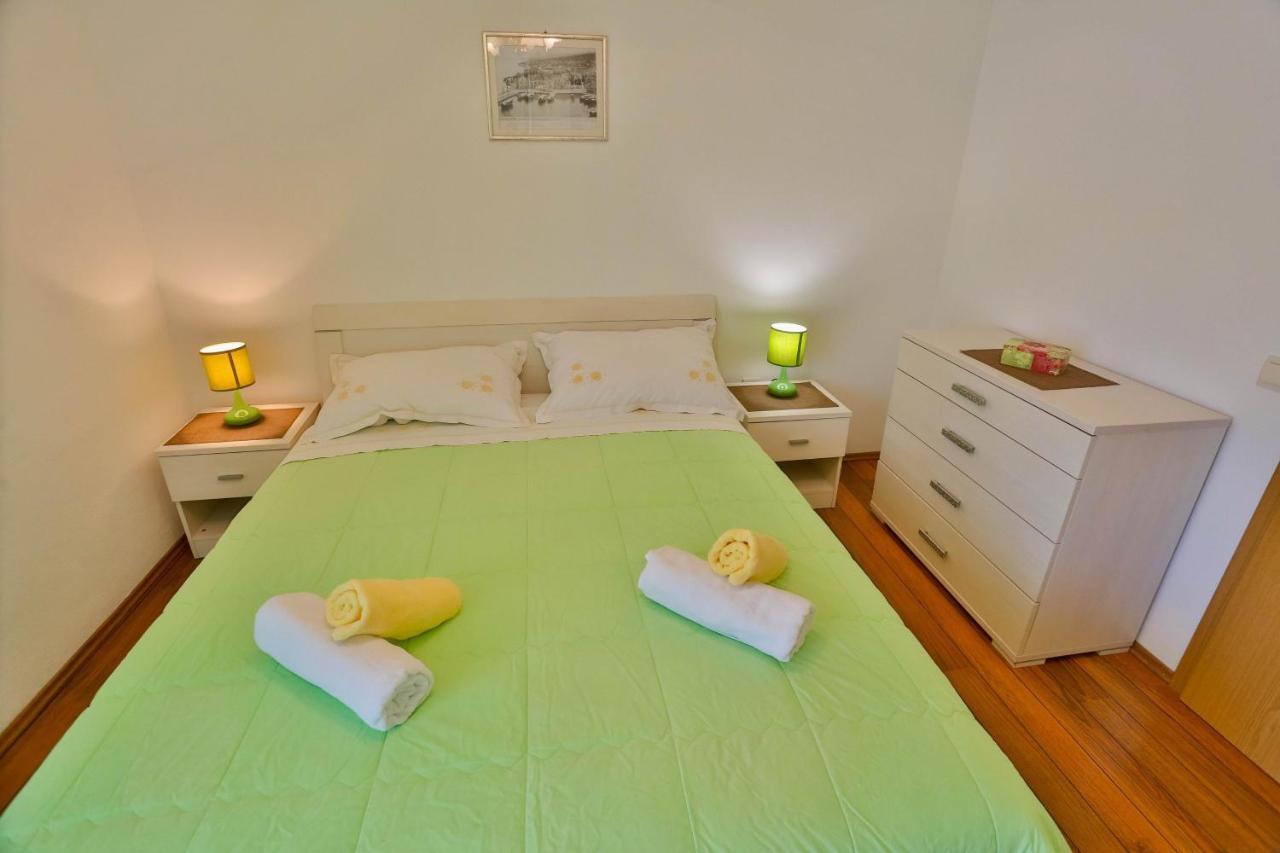 Apartments Lenka Sutivan Extérieur photo